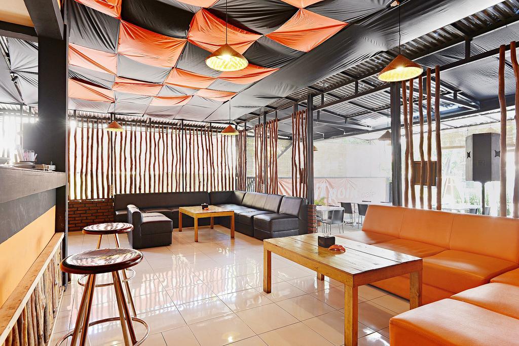 Zen Rooms Riau Natuna 万隆 外观 照片
