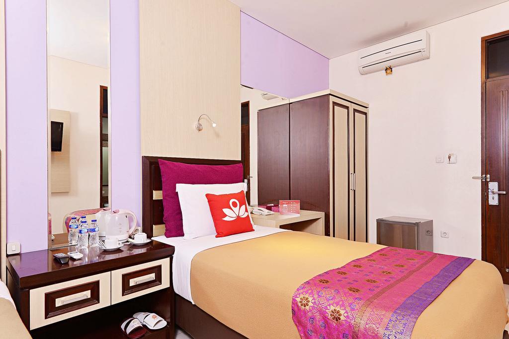 Zen Rooms Riau Natuna 万隆 外观 照片