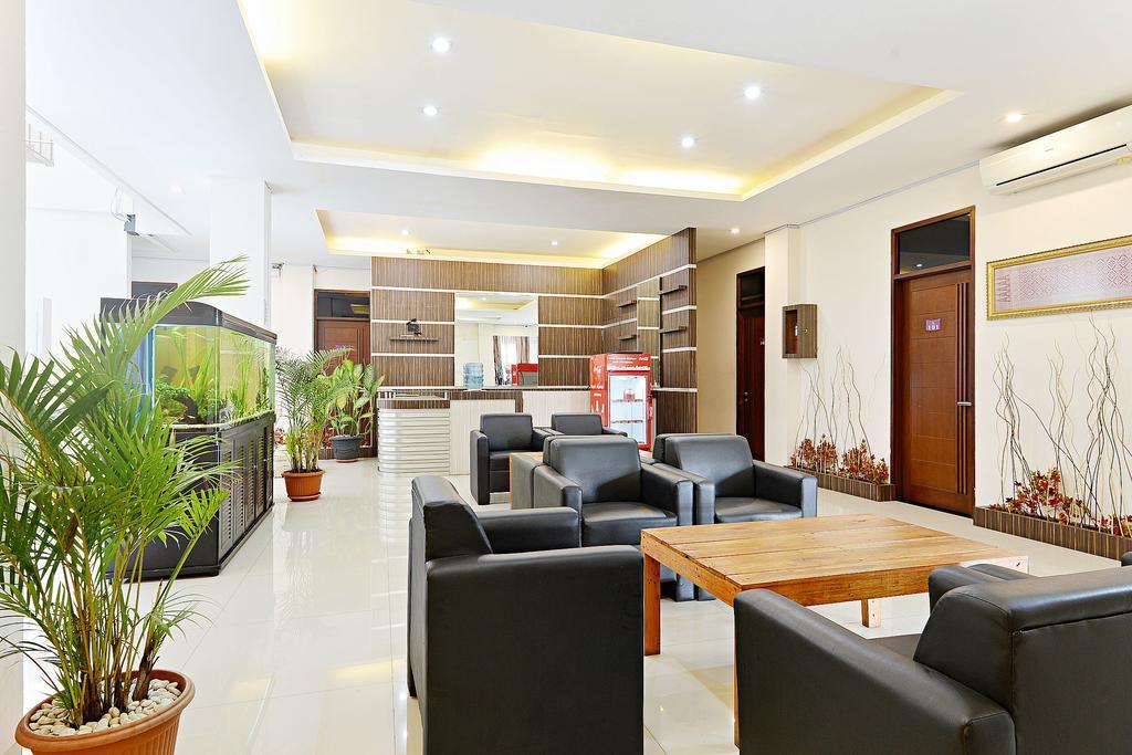 Zen Rooms Riau Natuna 万隆 外观 照片