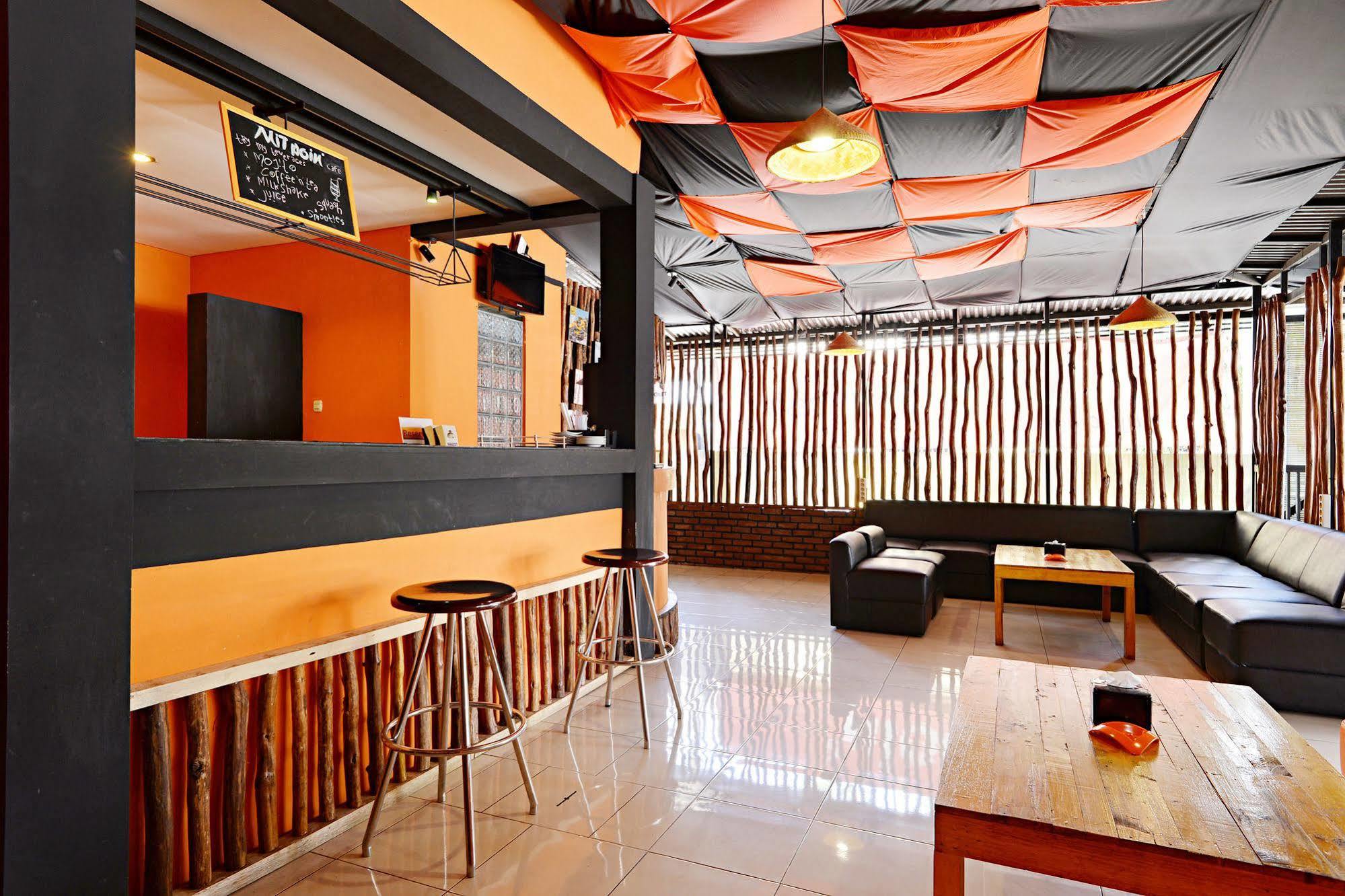 Zen Rooms Riau Natuna 万隆 外观 照片