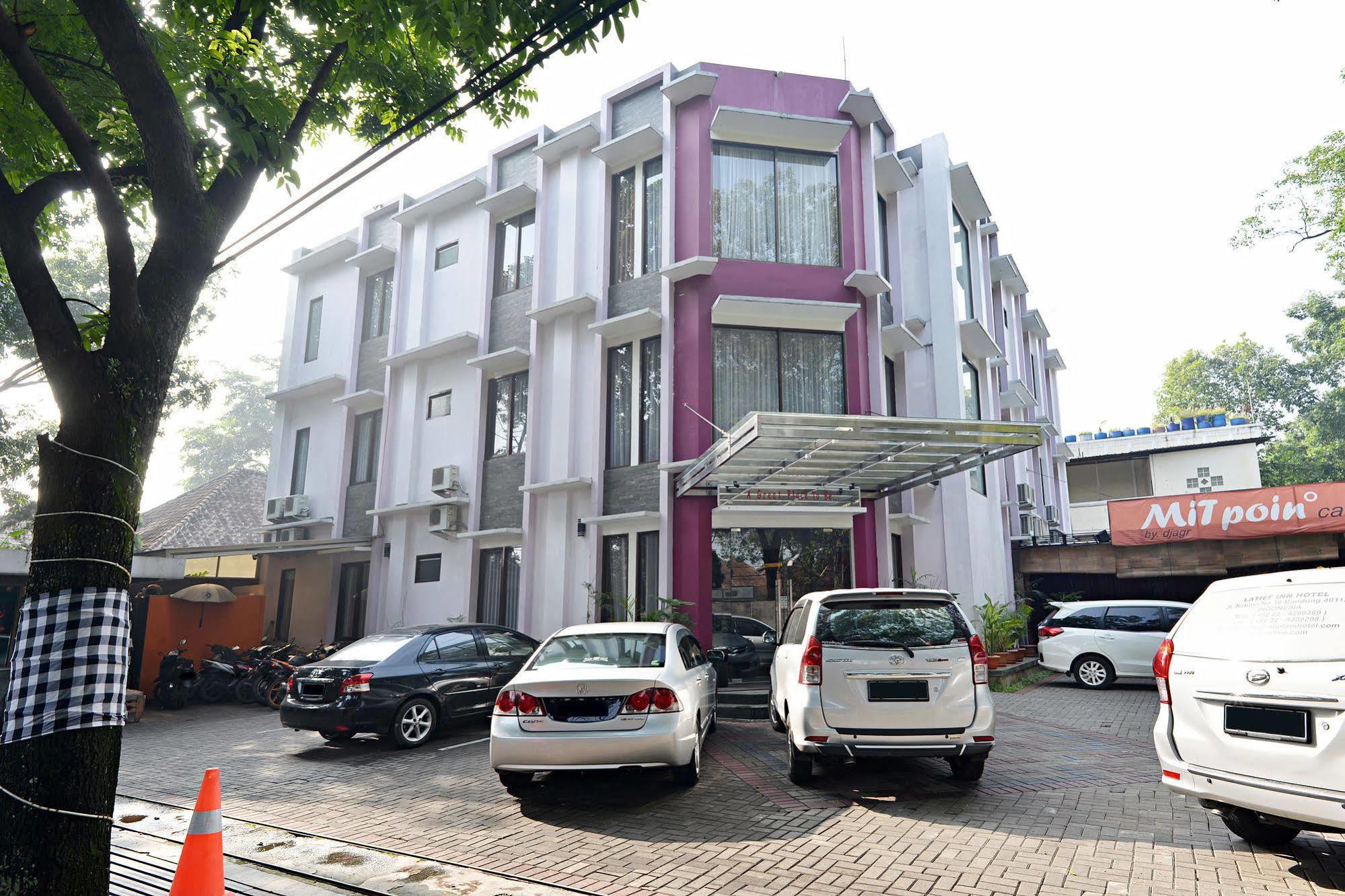 Zen Rooms Riau Natuna 万隆 外观 照片